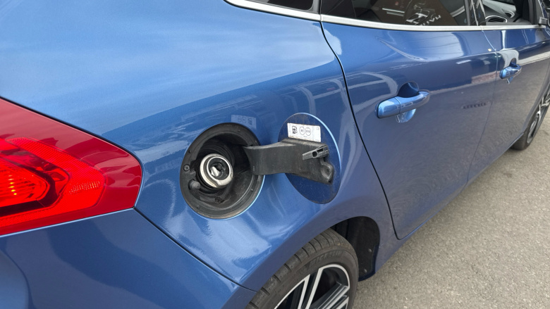 Volvo V40 T3 [152] R DESIGN Edition 5dr Geartronic Petrol Hatchback